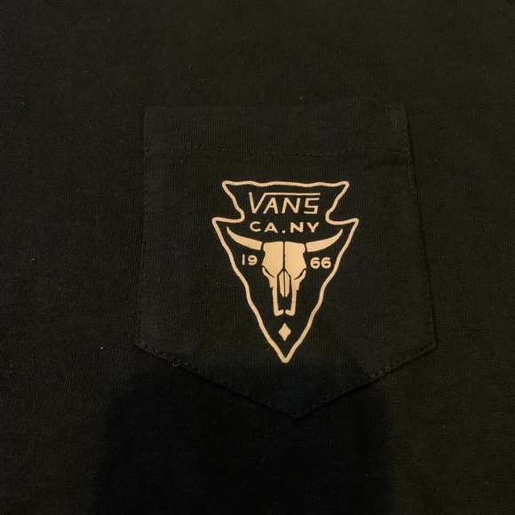 Vans Off The Wall Pocketed Cowskull & Arrowhead Men's Tee Medium Navy Blue - Picture 3 of 5